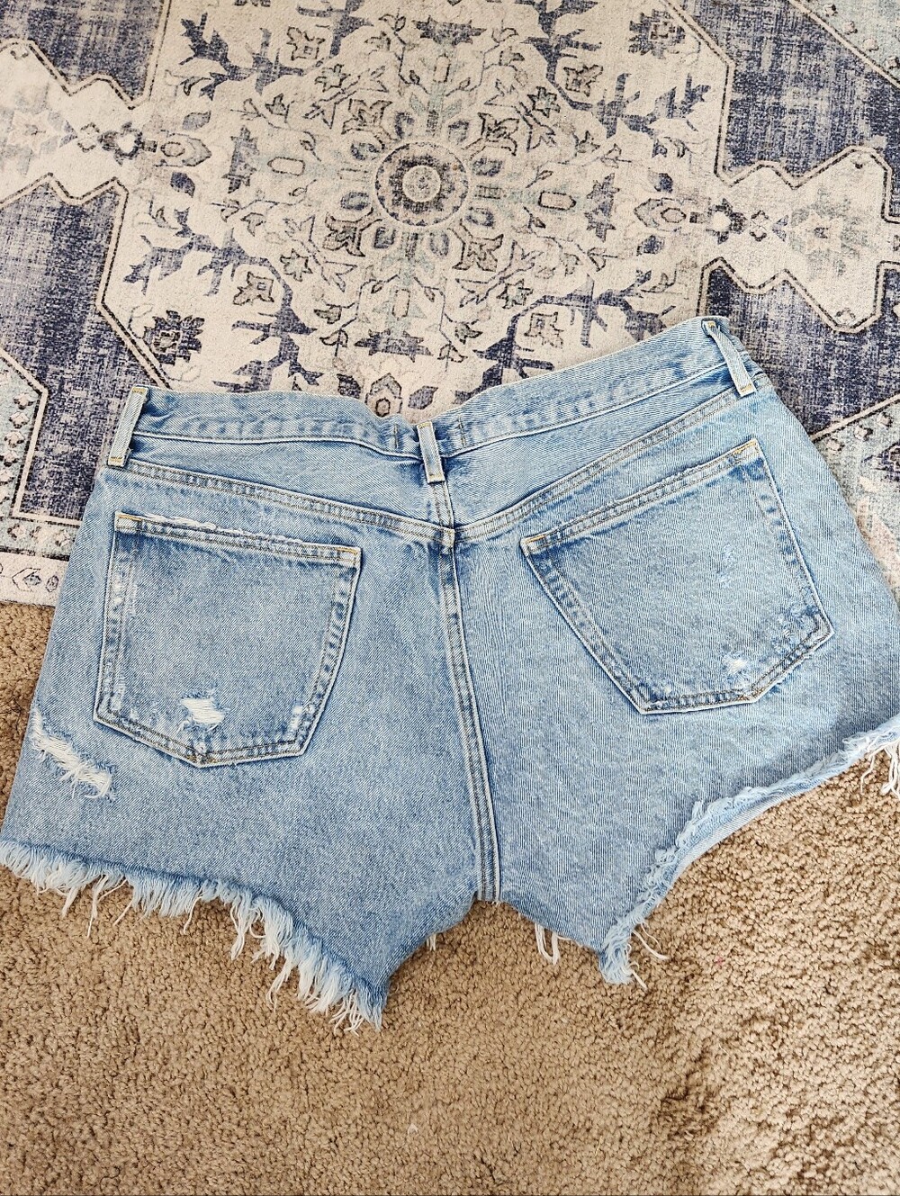 Agolde Parker Cut Off Denim Shorts - Picture 4 of 9